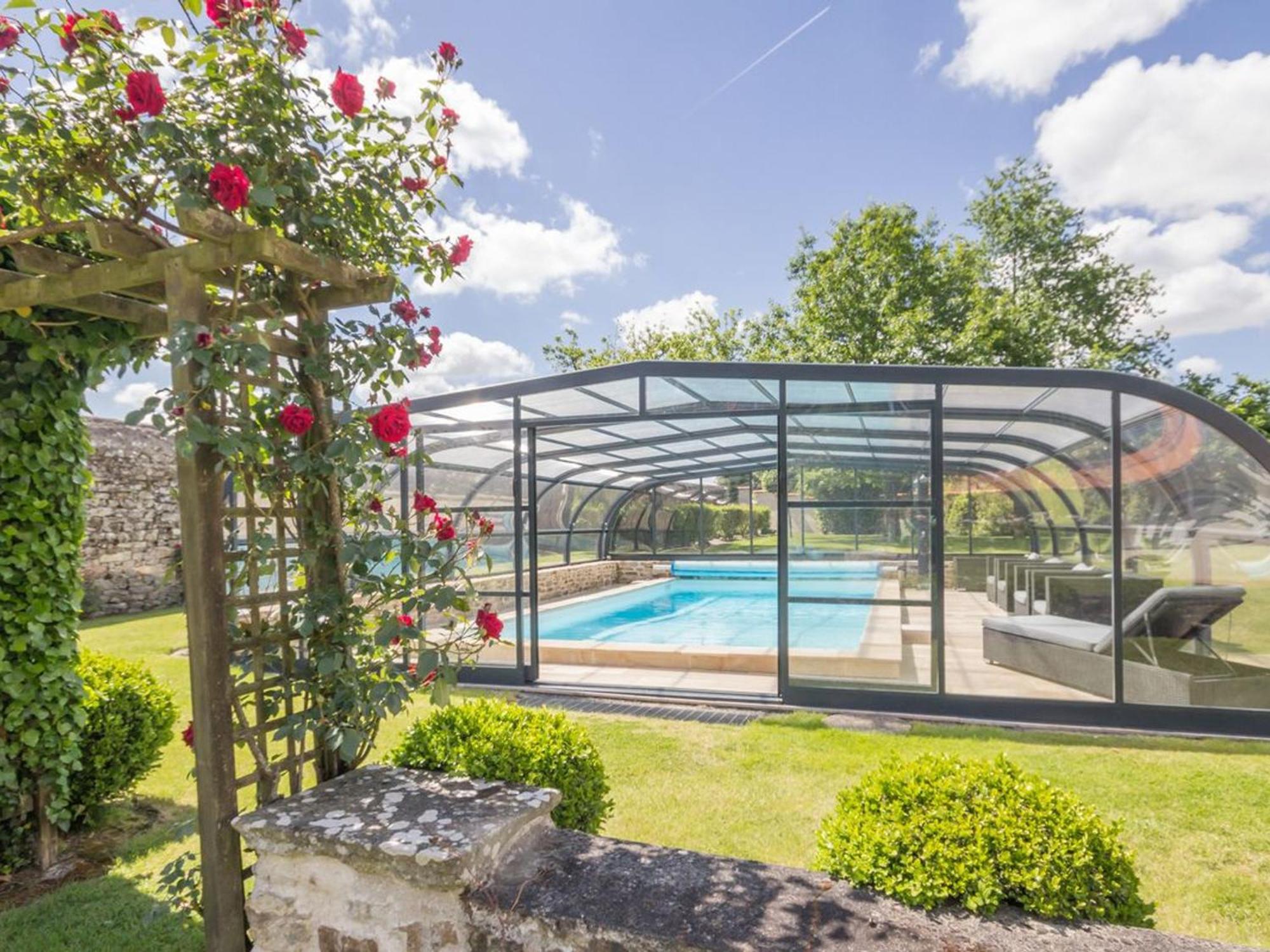 Gite De Charme Avec Piscine Chauffee Et Wifi - 2 Chambres - Fr-1-306-803 Chateauthebaud المظهر الخارجي الصورة